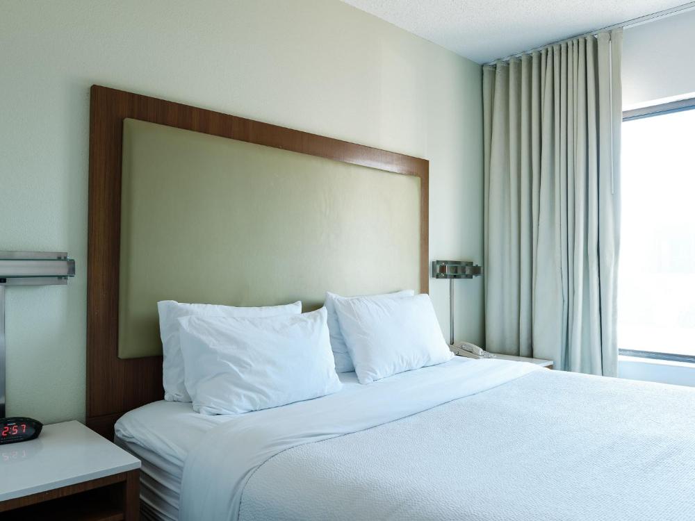 King Suite interior